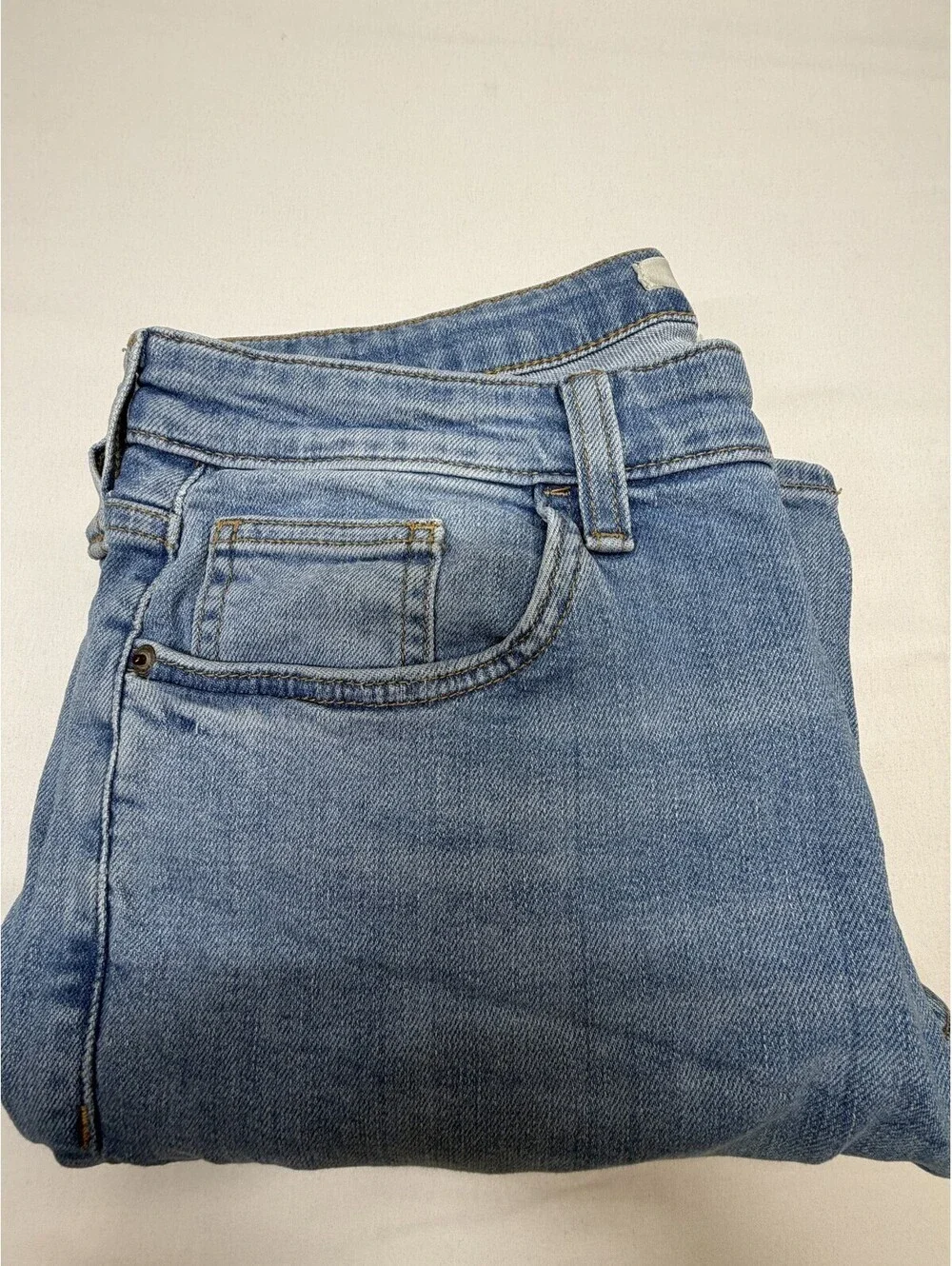 Forever 21 Men's Jeans Straight Medium Wash Solid Denim Mid Rise Size 33 Blue